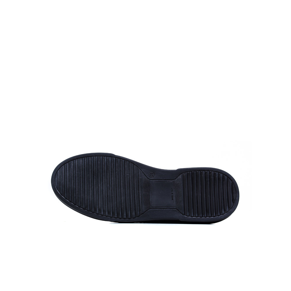 black rubber extra light outsole made in Italy